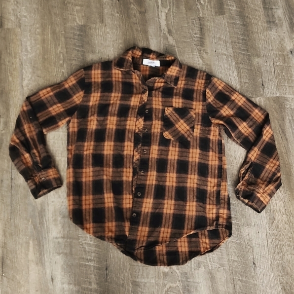 Plaid Button up - Picture 2 of 2